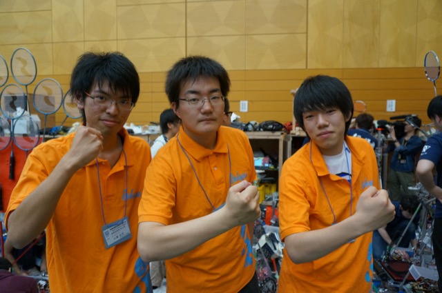 写真左より小栗光平さん、藤本真也さん、金澤愛輝さん